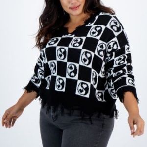 NWT! FRAYED YING/YANG HEARTS SWEATER